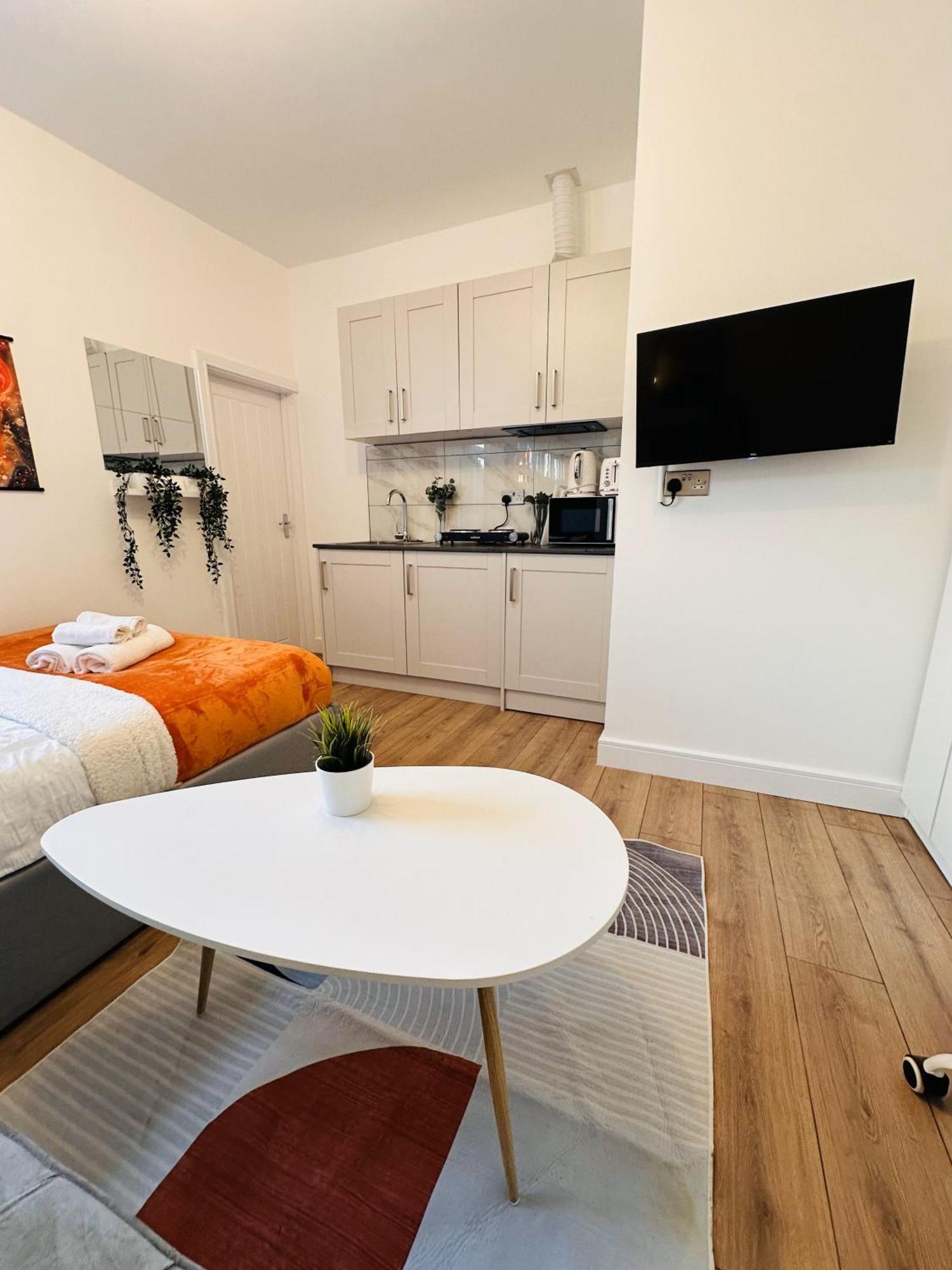 R4 Luxury Studio En-Suite Room In Harborne Lane By Queen Elizabeth Hospital Birmingham Exteriér fotografie