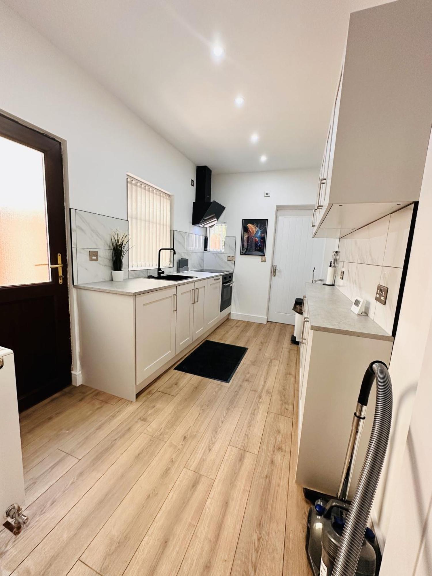 R4 Luxury Studio En-Suite Room In Harborne Lane By Queen Elizabeth Hospital Birmingham Exteriér fotografie
