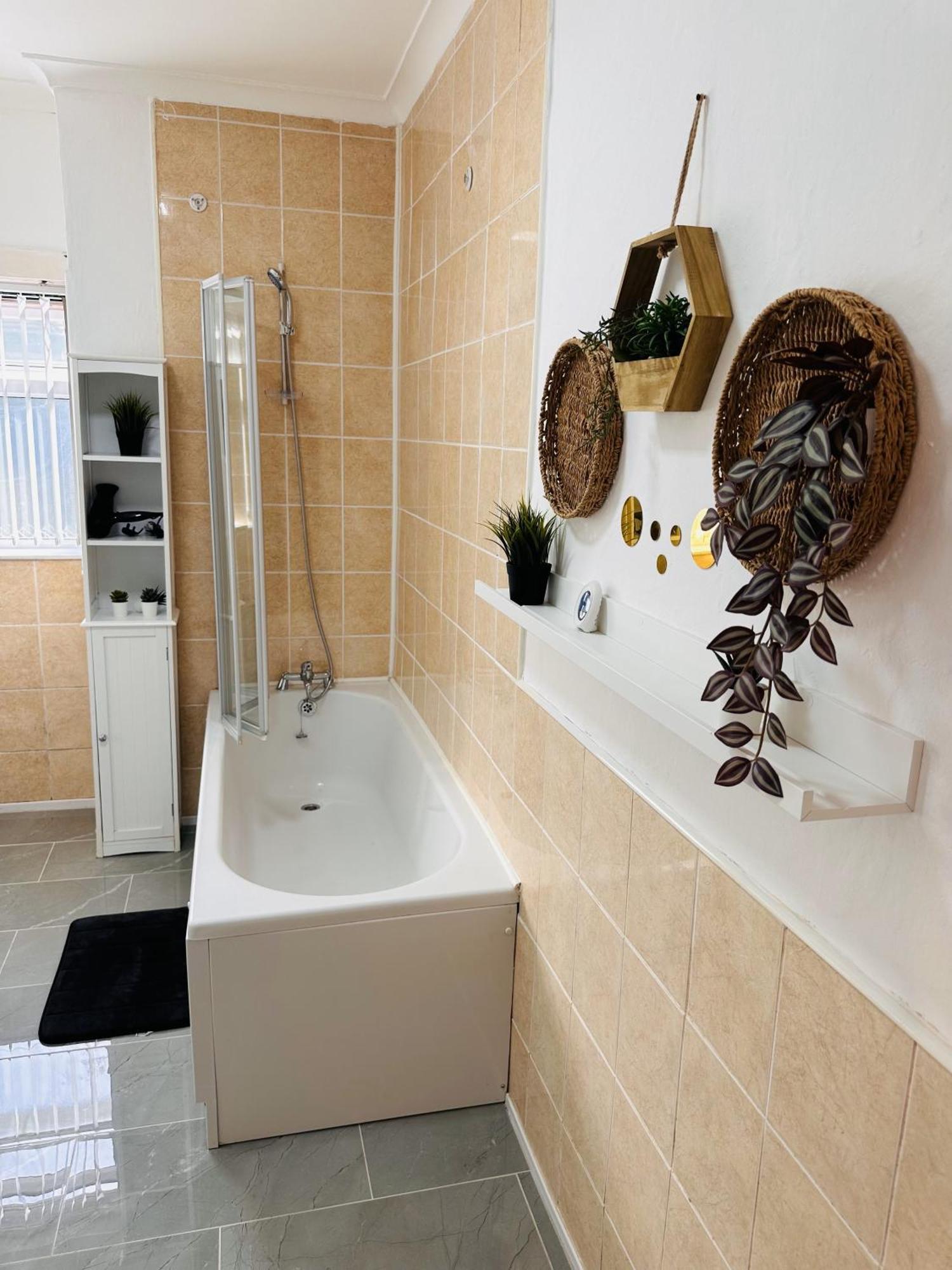 R4 Luxury Studio En-Suite Room In Harborne Lane By Queen Elizabeth Hospital Birmingham Exteriér fotografie