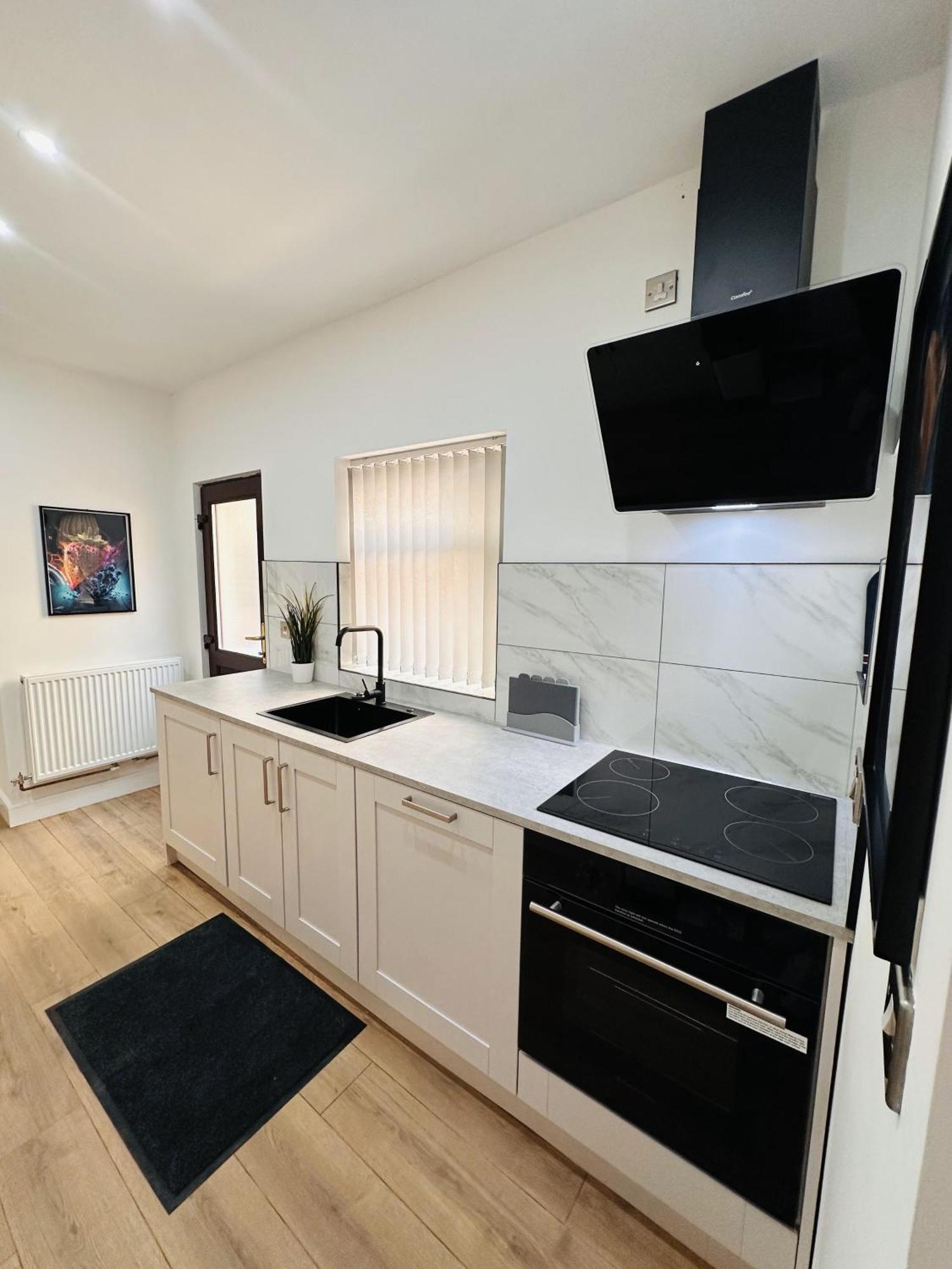 R4 Luxury Studio En-Suite Room In Harborne Lane By Queen Elizabeth Hospital Birmingham Exteriér fotografie