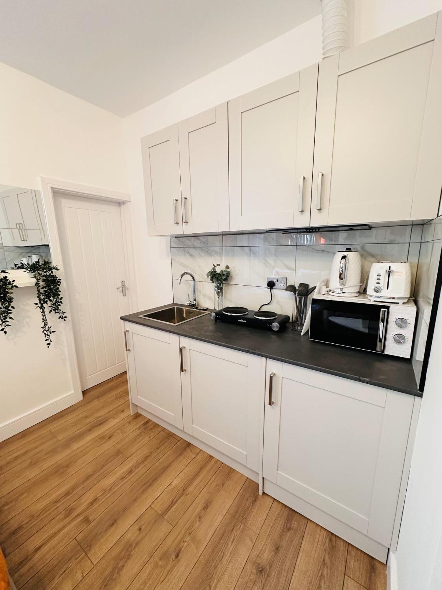 R4 Luxury Studio En-Suite Room In Harborne Lane By Queen Elizabeth Hospital Birmingham Exteriér fotografie